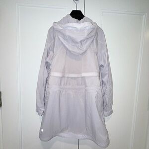 Lululemon Liliac Gray Hooded Rain and Wind Jacket